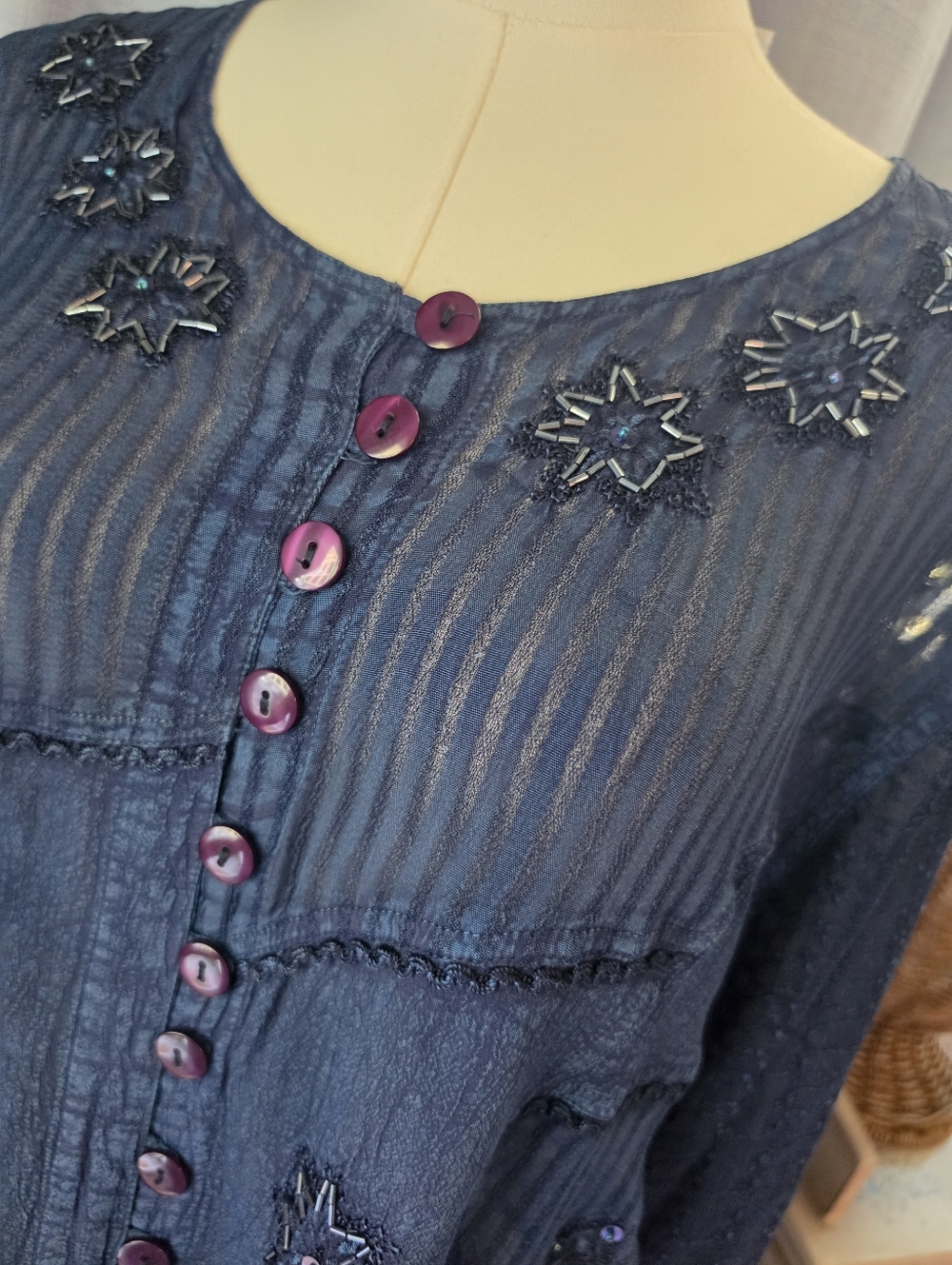 Vintage Blouse - Picture 5 of 5